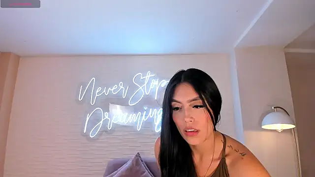 Snapshot of JadeEvansX chatting on January 25, 2025, 7:49 am JadeEvansX online show from January 25, 2025, 7:49 am