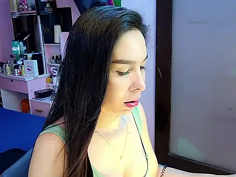 TSDESIREcindy29 online show from October 29, 2025, 5:31 am