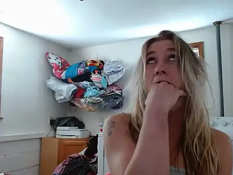 missymilf online show from September 16, 2025, 2:40 pm