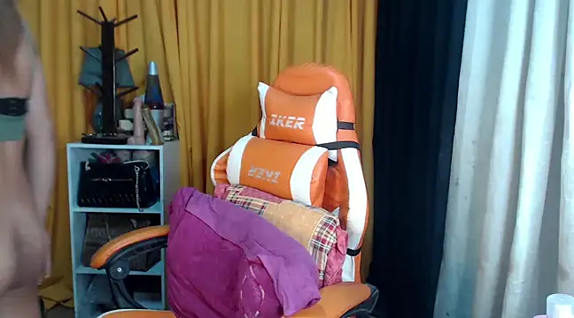 Snapshot of Deliciouscumsxz chatting on December 7, 2024, 6:48 pm Deliciouscumsxz online show from December 7, 2024, 6:48 pm