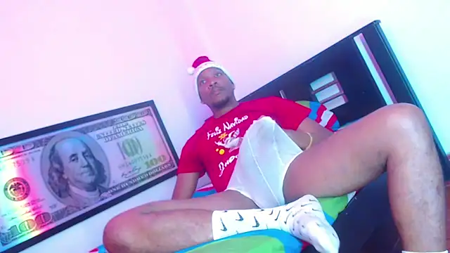 Snapshot of bigdickxblackx chatting on December 20, 2024, 4:09 am bigdickxblackx online show from December 20, 2024, 4:09 am