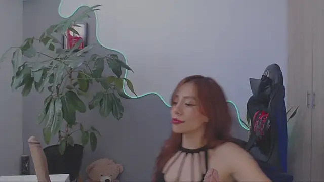 LauPolett online show from April 12, 2026, 9:53 pm