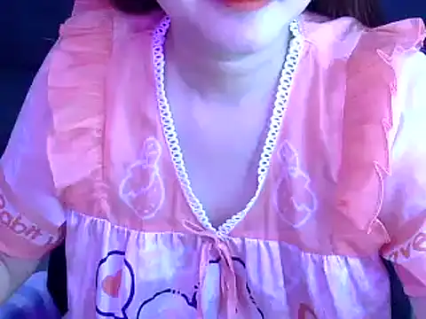 Bee 2k online show from November 7, 2025, 4:45 am