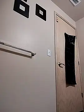 Snapshot of eatmeplease44 chatting on January 11, 2026, 1:32 am eatmeplease44 online show from January 11, 2026, 1:32 am