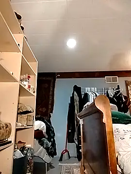 Snapshot of eatmeplease44 chatting on February 10, 2026, 3:38 pm eatmeplease44 online show from February 10, 2026, 3:38 pm