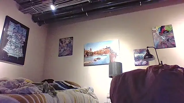 Snapshot of eatmeplease44 chatting on February 21, 2026, 6:31 pm eatmeplease44 online show from February 21, 2026, 6:31 pm