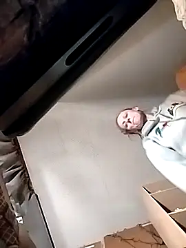 Snapshot of eatmeplease44 chatting on April 11, 2026, 10:41 am eatmeplease44 online show from April 11, 2026, 10:41 am