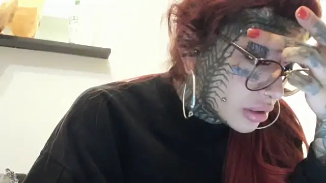 Snapshot of tamarapervert chatting on November 15, 2025, 10:26 pm tamarapervert online show from November 15, 2025, 10:26 pm