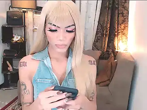 Snapshot of ELLIZABETHFORCUMXX chatting on February 5, 2026, 9:36 am ELLIZABETHFORCUMXX online show from February 5, 2026, 9:36 am