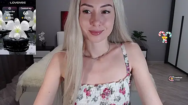 Snapshot of VictoriaTiger chatting on December 27, 2024, 11:06 am VictoriaTiger online show from December 27, 2024, 11:06 am