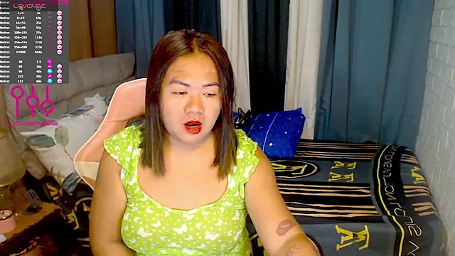 MagnificatMistress online show from September 12, 2025, 9:04 pm