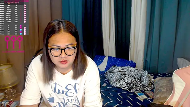 MagnificatMistress online show from October 16, 2025, 9:49 pm