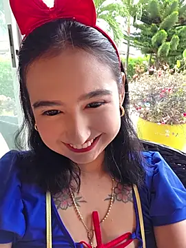 Snapshot of Pinkie_Princes chatting on July 9, 2026, 8:13 pm Pinkie Princes online show from July 9, 2026, 8:13 pm