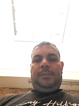 Snapshot of Ben_joseph1976 chatting on December 31, 2024, 3:20 pm Ben joseph1976 online show from December 31, 2024, 3:20 pm