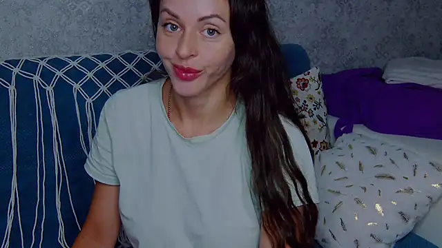 Brilliant Doll online show from July 8, 2026, 3:44 am