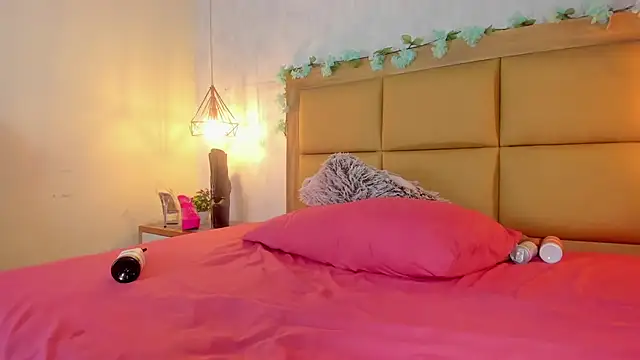 Snapshot of KEIMIRICCI chatting on January 13, 2026, 3:34 am KEIMIRICCI online show from January 13, 2026, 3:34 am