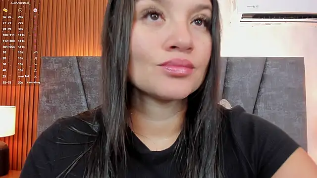 Snapshot of Falak_sweett_ chatting on March 14, 2025, 12:18 pm Falak sweett online show from March 14, 2025, 12:18 pm