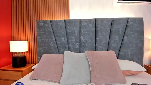 Snapshot of Falak_sweett_ chatting on November 19, 2025, 12:38 pm Falak sweett online show from November 19, 2025, 12:38 pm