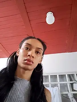 Leaberry online show from February 15, 2026, 8:16 pm