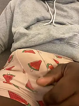 calystorme online show from February 20, 2025, 7:23 am