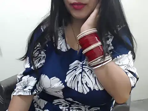 HOT CHILLY online show from May 16, 2026, 9:17 am