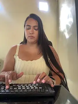 kendall 52 online show from April 9, 2026, 2:33 pm