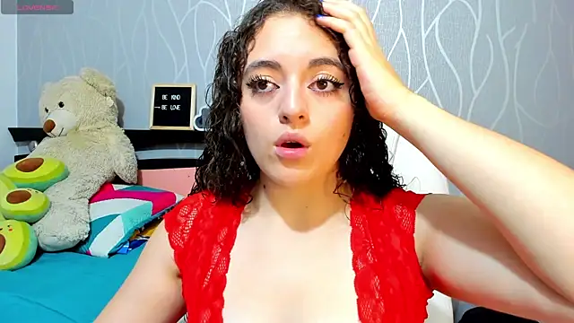 AshleyKim  online show from December 3, 2024, 10:18 pm