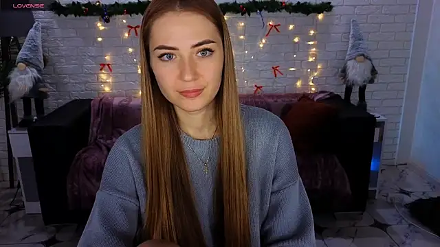 Snapshot of Adelyna_Bird chatting on December 23, 2024, 11:36 am Adelyna Bird online show from December 23, 2024, 11:36 am