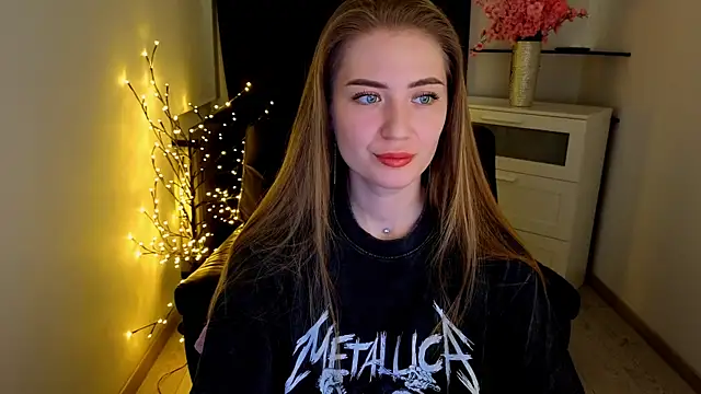 Adelyna Bird online show from March 30, 2026, 6:47 am