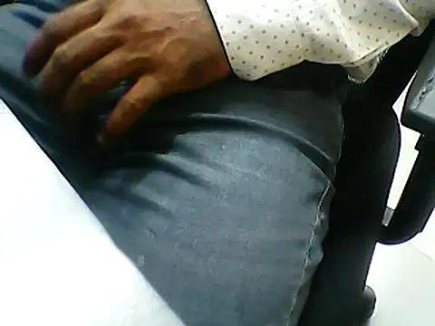 Snapshot of hotdikforu chatting on December 3, 2024, 1:10 pm hotdikforu online show from December 3, 2024, 1:10 pm