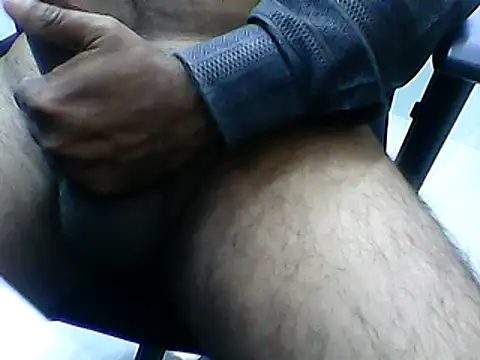 Snapshot of hotdikforu chatting on February 6, 2025, 12:16 pm hotdikforu online show from February 6, 2025, 12:16 pm