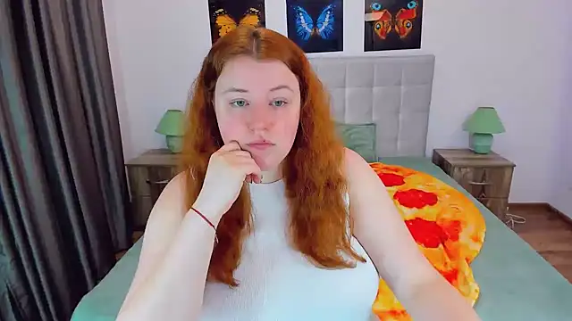 PolinaSalvatore online show from January 15, 2025, 11:00 am