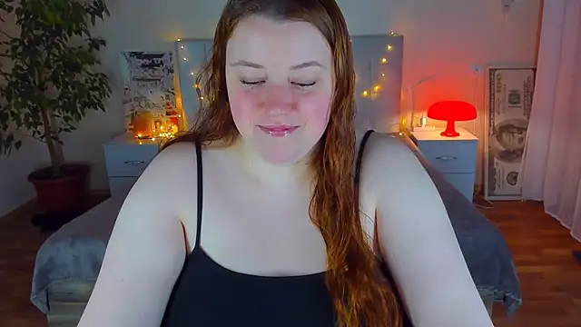 PolinaSalvatore online show from March 17, 2026, 3:04 pm