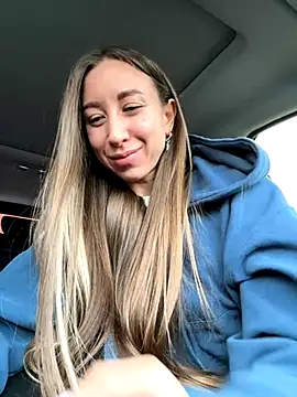 EvaCatt online show from October 3, 2025, 2:41 am