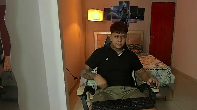 Snapshot of Jake_simons chatting on December 10, 2024, 3:09 am Jake simons online show from December 10, 2024, 3:09 am