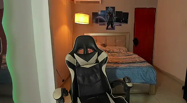 Snapshot of Jake_simons chatting on January 9, 2025, 5:23 am Jake simons online show from January 9, 2025, 5:23 am