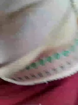 Snapshot of Indian_desi_wife chatting on December 12, 2024, 2:04 am Indian desi wife online show from December 12, 2024, 2:04 am