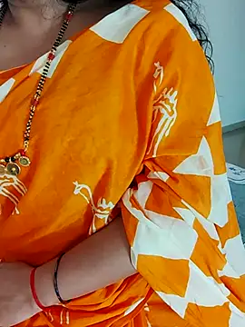 Snapshot of Indian_desi_wife chatting on February 14, 2025, 7:07 am Indian desi wife online show from February 14, 2025, 7:07 am