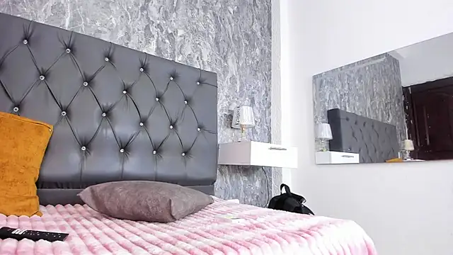 Snapshot of Lia_sarahi chatting on February 12, 2026, 11:38 am Lia sarahi online show from February 12, 2026, 11:38 am