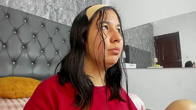 Snapshot of Lia_sarahi chatting on February 13, 2026, 2:46 pm Lia sarahi online show from February 13, 2026, 2:46 pm