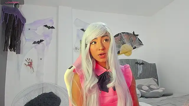 khaliope online show from October 28, 2025, 3:43 am