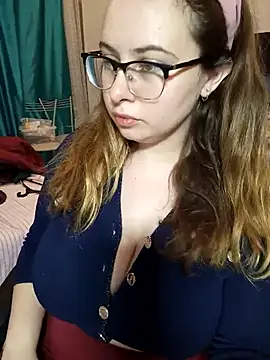 DienkaGreen online show from November 9, 2025, 4:27 pm