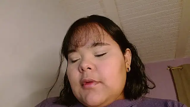 sexychubby    online show from March 29, 2026, 4:51 pm