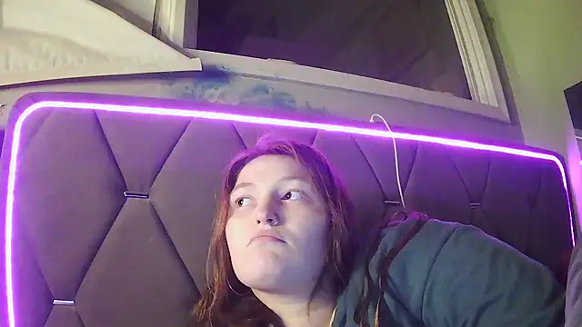 Snapshot of Angelk43 chatting on March 14, 2026, 5:24 am Angelk43 online show from March 14, 2026, 5:24 am