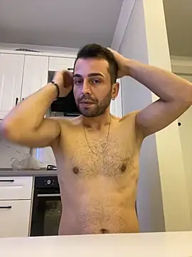 Snapshot of Emre-34 chatting on November 9, 2025, 3:54 pm Emre-34 online show from November 9, 2025, 3:54 pm