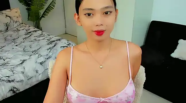 Snapshot of GenesisCastillano chatting on February 11, 2025, 5:37 am GenesisCastillano online show from February 11, 2025, 5:37 am