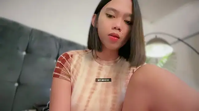 Snapshot of GenesisCastillano chatting on February 20, 2025, 3:30 pm GenesisCastillano online show from February 20, 2025, 3:30 pm