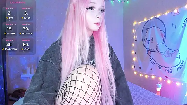 Misty Shadow online show from November 17, 2025, 10:15 pm