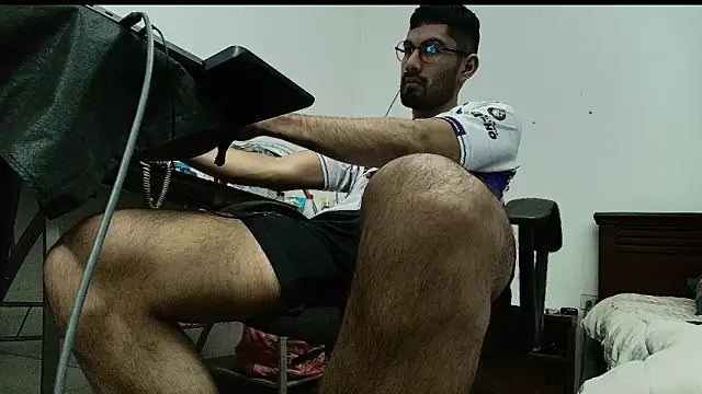 x-sebastian online show from April 15, 2026, 9:59 pm