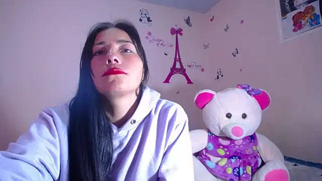 hanna girl21 online show from November 27, 2025, 1:35 pm